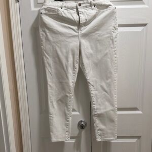a.n.a Women's Cream Ankle Jeans